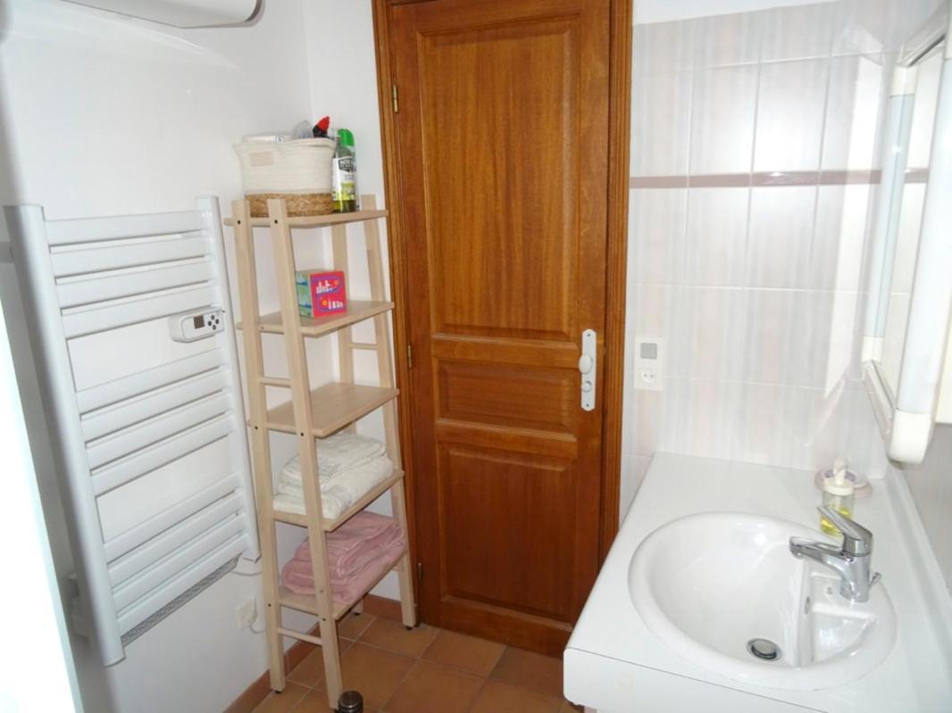 Villa Les Cistes Lioux Esterno foto